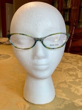 NEW Dead-stock Vintage Chanel Cateye 3337 Eyeglasses Color-1522 53-16-135